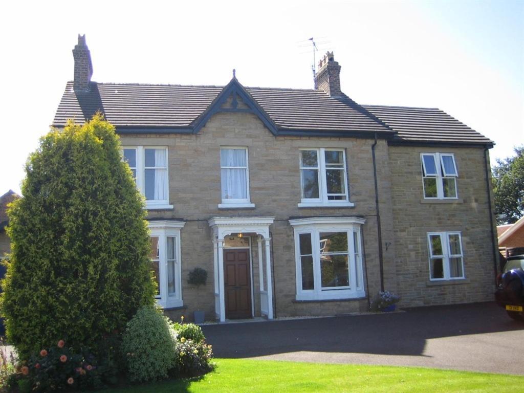 The Poplars Rooms & Cottages Thirsk Exterior photo